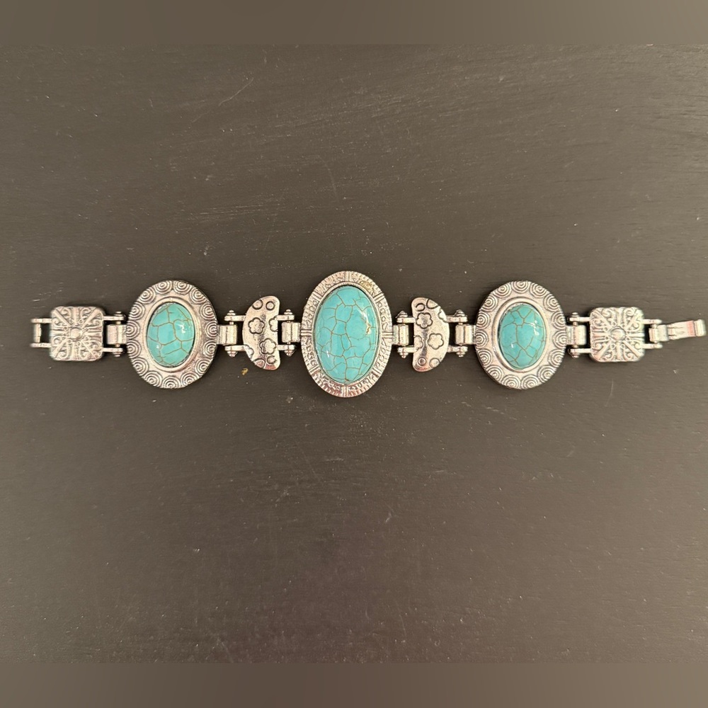 Vintage Looking Silver Faux Turquoise Bracelet